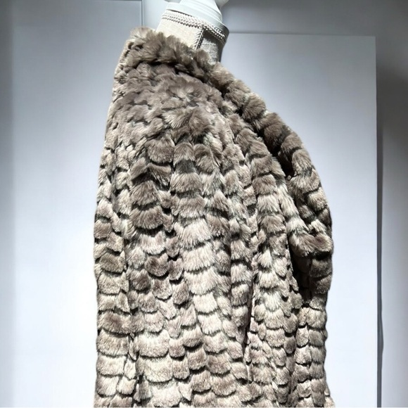 🌻Nic + Zoe Fancy Fluffy Faux Fur Collared Jacket Size Medium - Picture 9 of 13